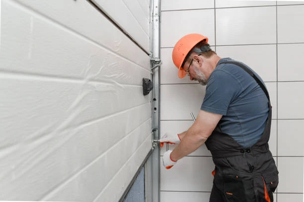 Garage Door Repairing Service in Gate Repair’s Guardian Services